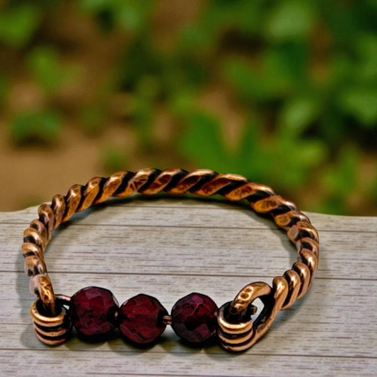 Copper Ring - Twisted w/ Garnets