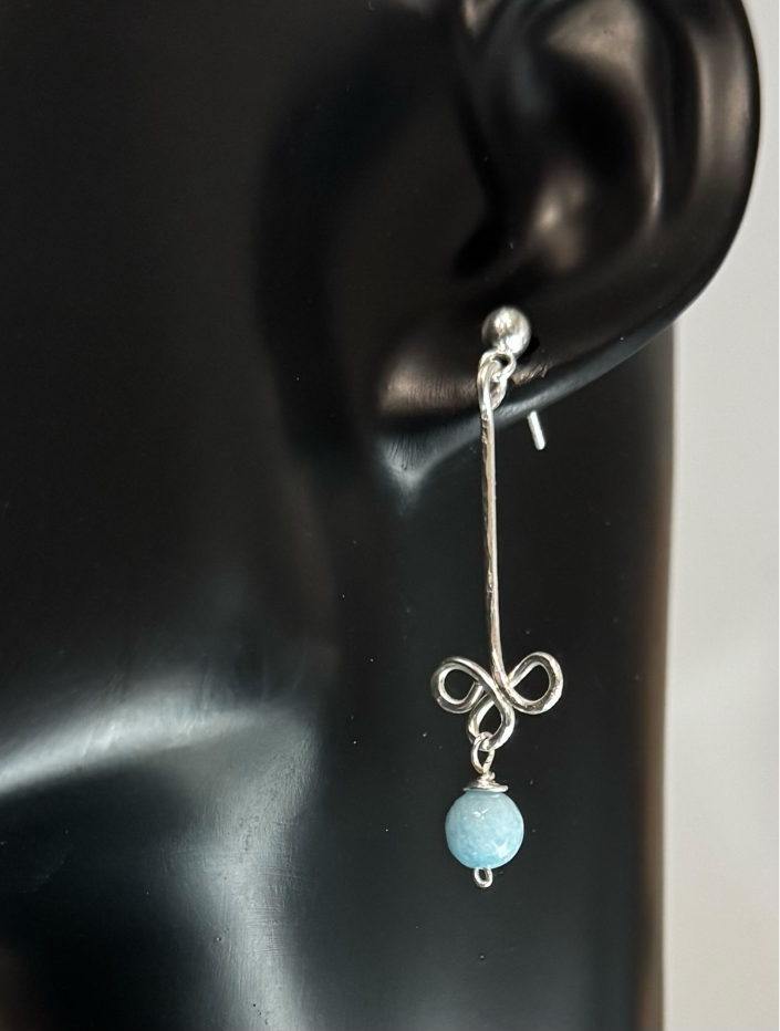 Silver Filled 3 Petals earrings w/ Blue Aquamarine Color, Jade Stone